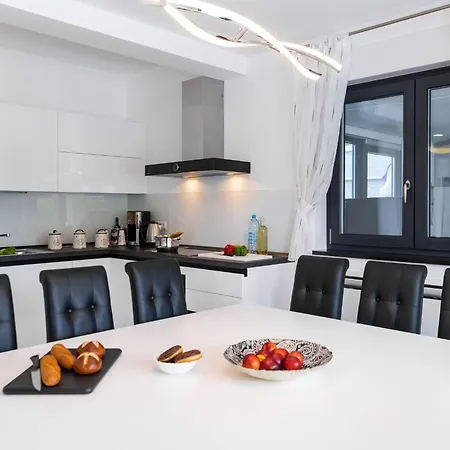 Elodie By Interhome Medulin